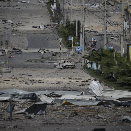 Νέοι σφοδροί βομβαρδισμοί στη Γάζα - Διακοπή σε τηλεπικοινωνίες και Ίντερνετ