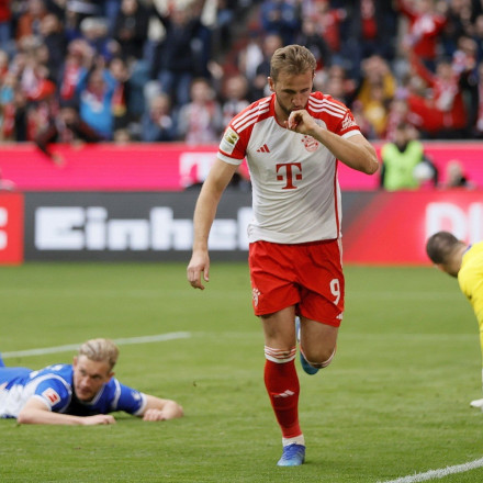 Οκτώ γκολ σε ένα ημίχρονο η Μπάγερν, η Χόφενχαϊμ «γκρέμισε» την Στουτγκάρδη