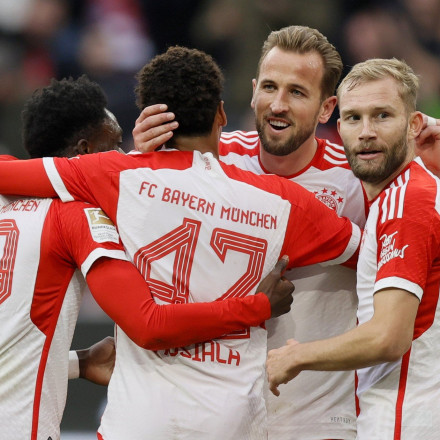 Χάρι Κέιν, μόνο εσύ: Ρεκόρ στην Bundesliga... και γκολ πίσω από το κέντρο!