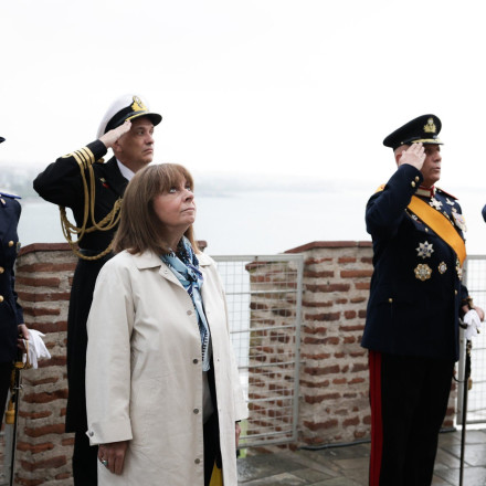 Κατερίνα Σακελλαροπούλου: Στην έπαρση σημαίας στο Λευκό Πύργο