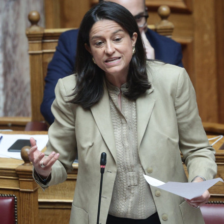 Πολιτική αντιπαράθεση για τη διάρρηξη στο ΥΠΕΣ - «Λασπολογία» λέει η Κεραμέως