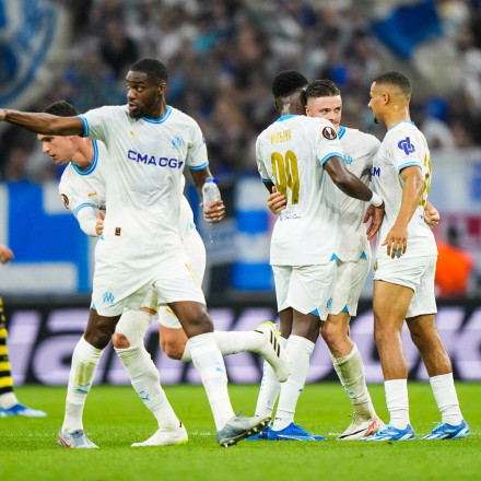 Μαρσέιγ - ΑΕΚ 3-1: Βραχνάς τα πέναλτι για την Ένωση, πλημμύρα στη Μασσαλία