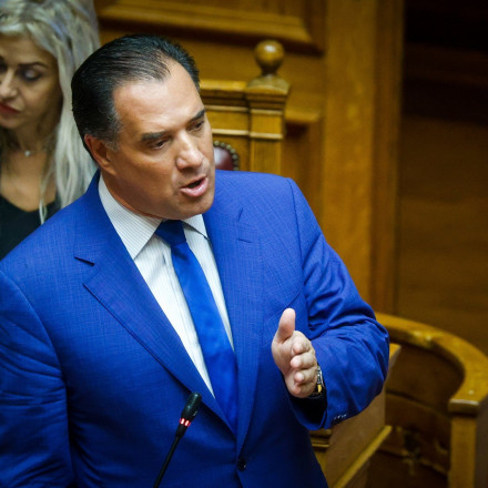 Ψηφιακή Κάρτα Εργασίας: Επεκτείνεται σε λιανεμπόριο και βιομηχανία