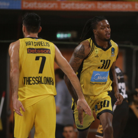 Άρης - Κλουζ 59-61: Λύγισε στα τελευταία δευτερόλεπτα