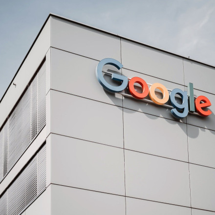 Google: Επένδυση 2 δισ. για να φτιάξει «αντίπαλο» του ChatGPT