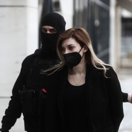 Σοβαρό ατύχημα για τη Ρούλα Πισπιρίγκου - Βρισκόταν μέσα σε κλούβα της ΕΛΑΣ