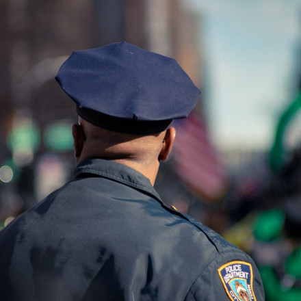 ΗΠΑ: Ένοπλος άνοιξε πυρ με τουφέκι σε πολυκατάστημα και αυτοκτόνησε
