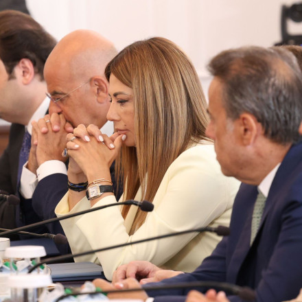 Ζαχαράκη: «Θωρακίζουμε» τα μη κρατικά πανεπιστήμια – Επιστρέφουν οι άδειες, νέες φοιτητικές κλίνες