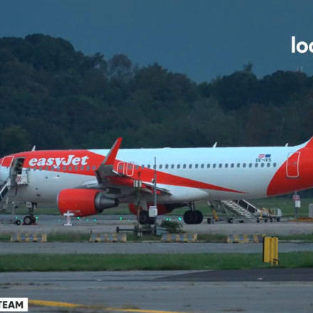 Μιλάνο: Φωτιά σε αεροσκάφος της easyJet από power bank - Εκκενώθηκε με τσουλήθρες, δύο τραυματίες