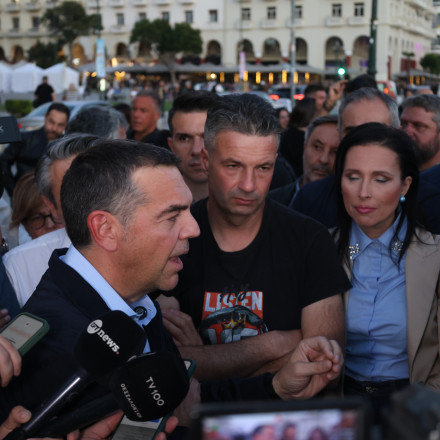 Τσίπρας από Θεσσαλονίκη: «Πλαφόν στα καύσιμα και στήριξη στους ψαράδες – Η χώρα δεν αντέχει»