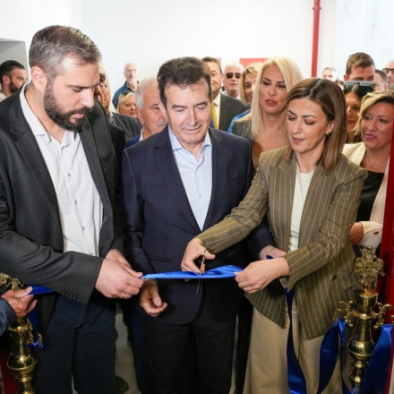 Εγκαινιάστηκε το Πολυδύναμο Περιφερειακό Ιατρείο Πετρούπολης