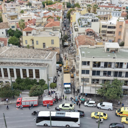 Λέκκας για Πλάκα: «Μου θύμισε Βηρυτό - Πολύ τρωτό το κτίριο που έπεσε» - Έξι οι νεκροί της τραγωδίας
