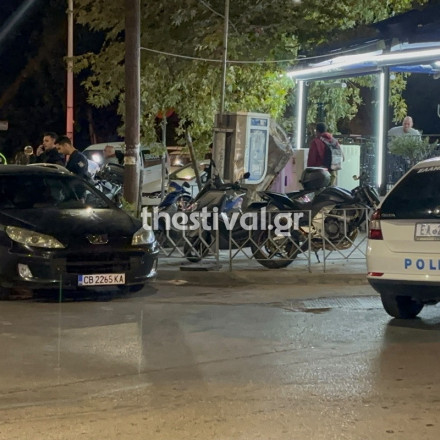 Τρελή καταδίωξη ΙΧ που μετέφερε μετανάστες από Σέρρες, Θεσσαλονίκη - Καταγράφηκε σε live μετάδοση