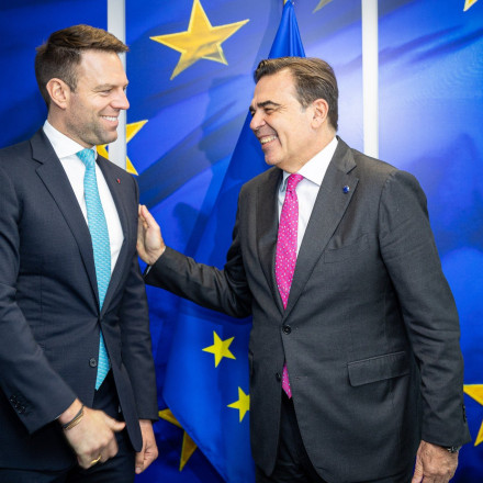 Κασσελάκης σε Μαργαρίτη Σχοινά: Ανάγκη για σύγχρονο σύμφωνο μετανάστευσης