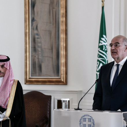 Διήμερη επίσκεψη Δένδια στη Σαουδική Αραβία - Συνάντηση με τον ομόλογό του