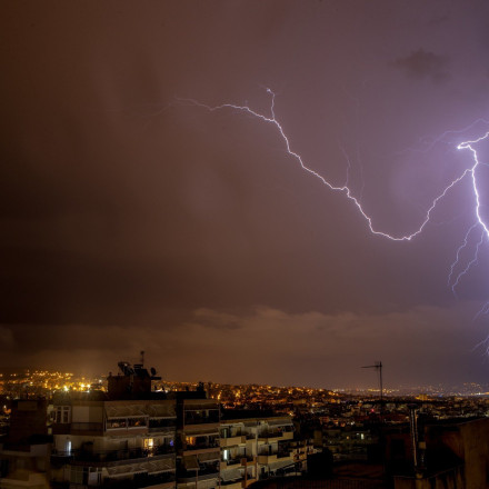 Χάρτες με τις περιοχές που θα σαρώσει η κακοκαιρία Π - Live η πορεία της