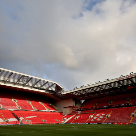 Το AI «ξαναχτυπά» και... ομορφαίνει τα γήπεδα των ομάδων του Champions League