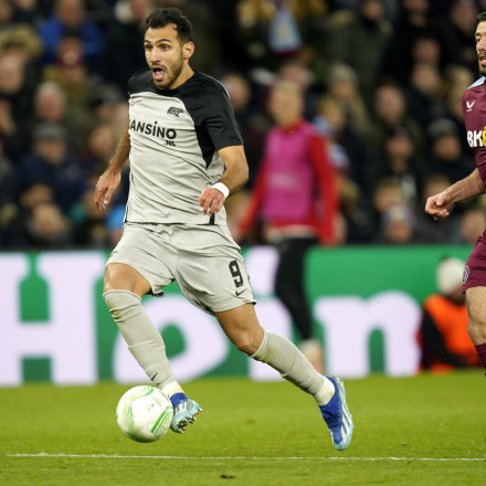 Μα ποιος άλλος; Σκοράρει ξανά ο Παυλίδης για την Άλκμααρ, απέναντι στη Βίλα