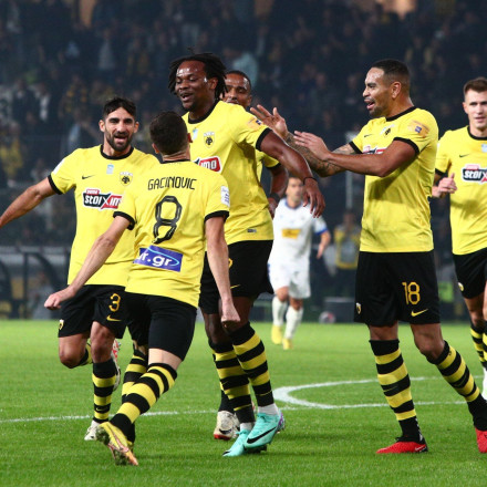 ΑΕΚ - Λαμία 3-0: «Κιτρινόμαυρη» επικράτηση και μια ανάσα από την κορυφή η Ένωση