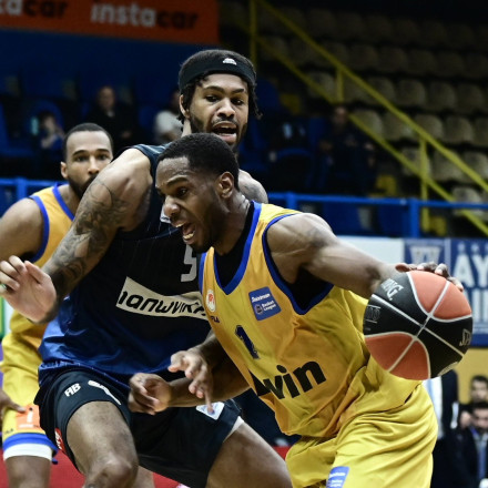 Περιστέρι - Καρδίτσα 77-48: «Γκάζια» στο 4ο δεκάλεπτο και επιστροφή στις νίκες