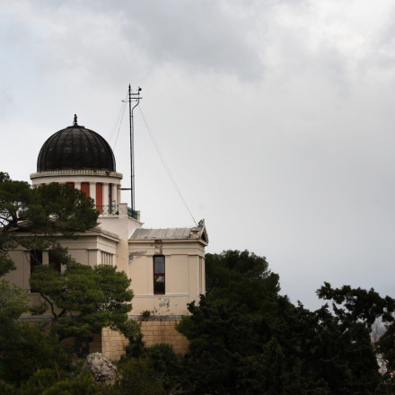 «Όχι» Ερευνητικών Κέντρων στην υπαγωγή του Αστεροσκοπείου στο υπουργείο