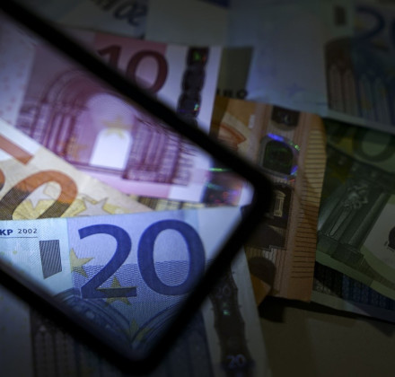 Φορο-εκκρεμότητες: Ποιοι κινδυνεύουν με «καπέλο» φόρων – Τι πρέπει να γίνει μέχρι 31 Δεκεμβρίου Φορο-εκκρεμότητες: Ποιοι κινδυνεύουν με «καπέλο» φόρων – Τι πρέπει να γίνει μέχρι 31 Δεκεμβρίου