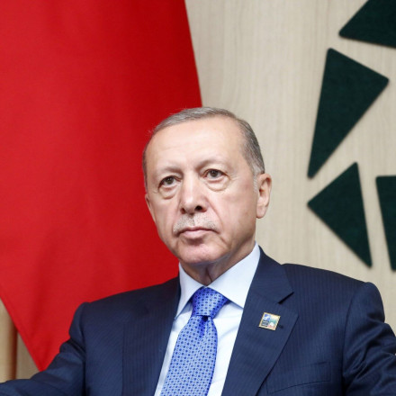 Η Τουρκία ενημερώνει ότι θα καθυστερήσει η ένταξη της Σουηδίας στο ΝΑΤΟ