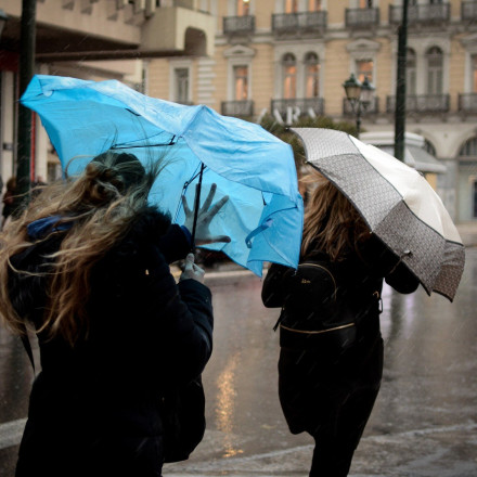 Καιρός: Σαββατοκύριακο με τσουχτερό κρύο - Που θα βρέξει, που θα χιονίσει