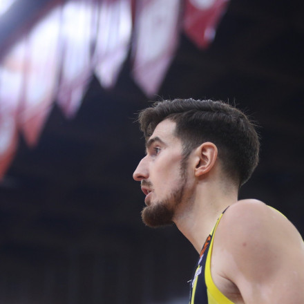 Χάνει το ματς με Μπασκόνια ο Νάντο Ντε Κολό