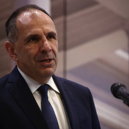 Γεραπετρίτης: Να ενταθεί η προσπάθεια για οριστική ειρήνευση στη Γάζα