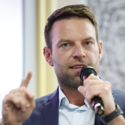 Κασσελάκης: Σε κίνδυνο οι ένοπλες δυνάμεις με τη φρεγάτα στην Ερυθρά Θάλασσα