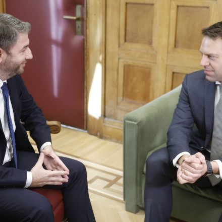 Δημοσκόπηση GPO: Πρώτη η Νέα Δημοκρατία – Πέρασε δεύτερο το ΠΑΣΟΚ