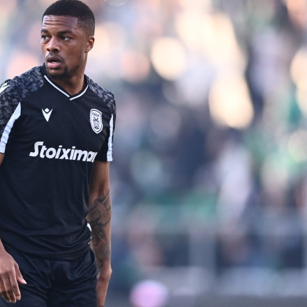 «Σειρήνες» από Αγγλία για τον Άκπομ