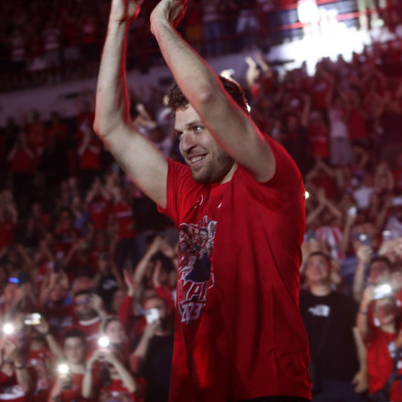 Ρεκόρ καριέρας στο NBA ο Βεζένκοφ, «τριπλός» ο Γιόκιτς για τους Νάγκετς