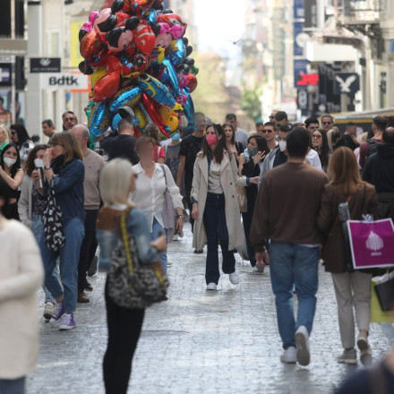 Ανοιχτά σήμερα τα καταστήματα σε όλη τη χώρα - Συμβουλές για έξυπνες αγορές