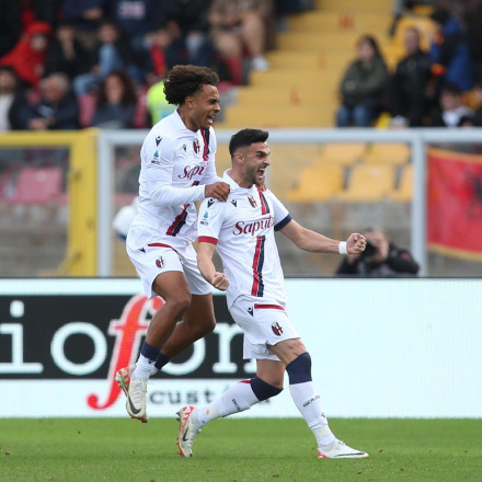 Η γκολάρα του Λυκογιάννη με απευθείας φάουλ στο Λέτσε - Μπολόνια