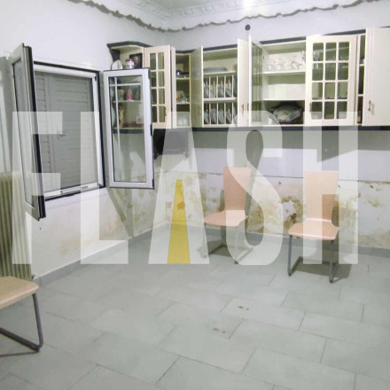 Θεσσαλία: Πλημμυροπαθείς ζουν σε αποθήκες - Αβάσταχτα τα ενοίκια