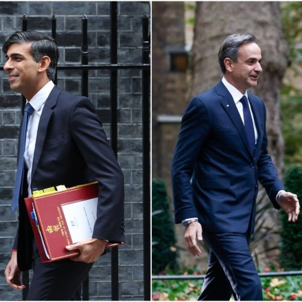 Μητσοτάκης - Σούνακ στο Ντουμπάι: Δύο «ξένοι» στην ίδια πόλη