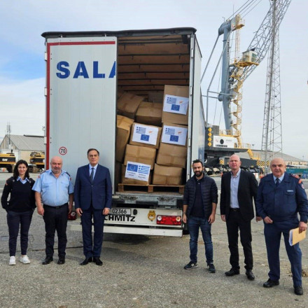 Αποστολή ανθρωπιστικής βοήθειας από την Ελλάδα στην Κύπρο για τις ροές προσφύγων