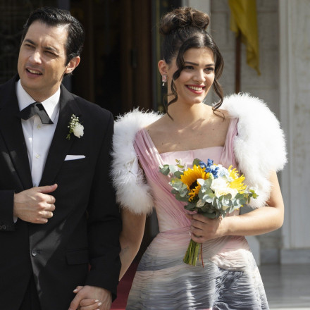 Ο Παράδεισος των κυριών - Ο Πάρης και η Γεωργία παντρεύονται!