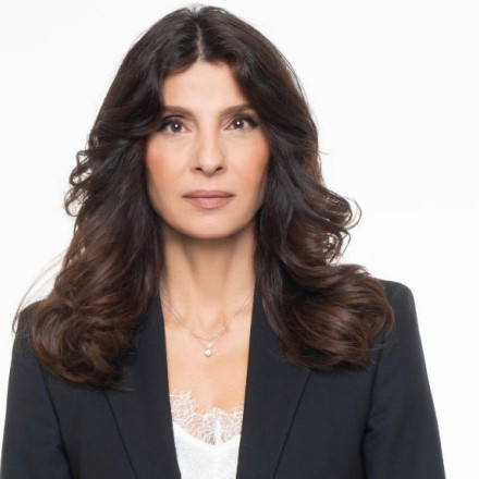 Πόπη Τσαπανίδου: Η πλειονότητα της κοινωνίας φτωχοποιείται λόγω των πολιτικών Μητσοτάκη [vid]