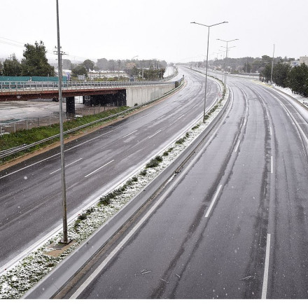 Κακοκαιρία «Μπάρμπαρα»: Άρση απαγόρευσης κυκλοφορίας φορτηγών στην Εθνική Οδό Αθηνών-Λαμίας και στην Αττική Οδό