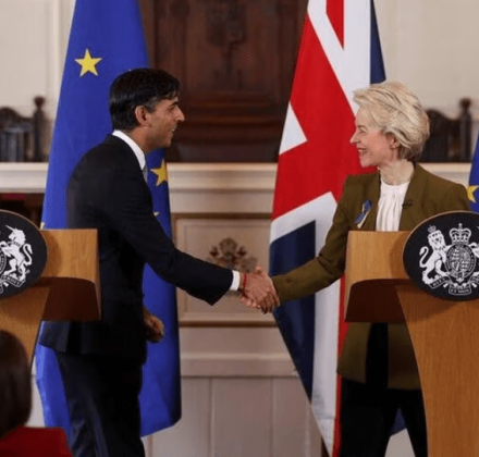 Brexit: Τι προβλέπει η συμφωνία Ευρωπαϊκής Ένωσης – Βρετανίας για τη Βόρεια Ιρλανδία Brexit: Τι προβλέπει η συμφωνία Ευρωπαϊκής Ένωσης – Βρετανίας για τη Βόρεια Ιρλανδία