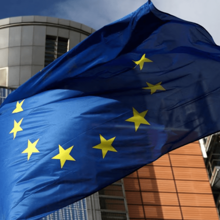 Ευρωβαρόμετρο: Τι πιστεύουν οι Έλληνες για το μέλλον της ΕΕ [πίνακες]
