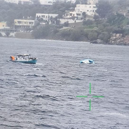 Λέρος ναυάγιο: Πέντε νεκρά παιδιά και μία 20χρονη στο ναυάγιο με πρόσφυγες
