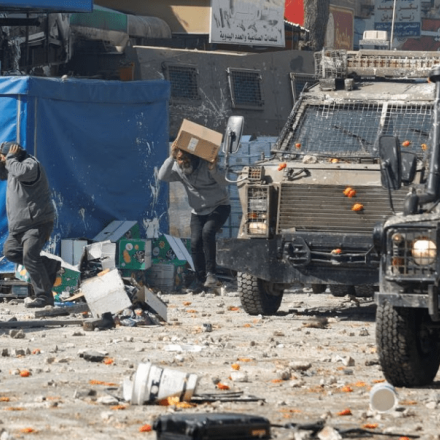 Έκρυθμη η κατάσταση στη Μέση Ανατολή: 10 νεκροί από ισραηλινή επιδρομή στη Δυτική Όχθη