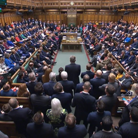 Αγγλία: Πέρασε το σχέδιο «Ρουάντα» που απελαύνει μετανάστες