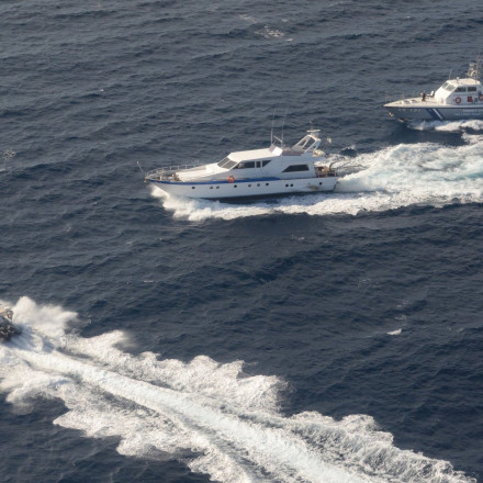 Επιχείρηση διάσωσης του Λιμενικού για 56 μετανάστες σε Χανιά και Γαύδο