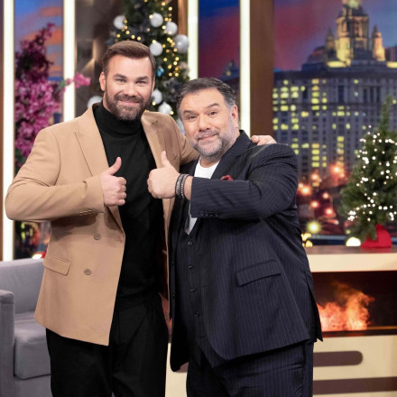 «The 2NightShow»:  Απόψε έρχονται η Παρθενόπη Μπουζούρη και ο Γιώργος Σαμπάνης