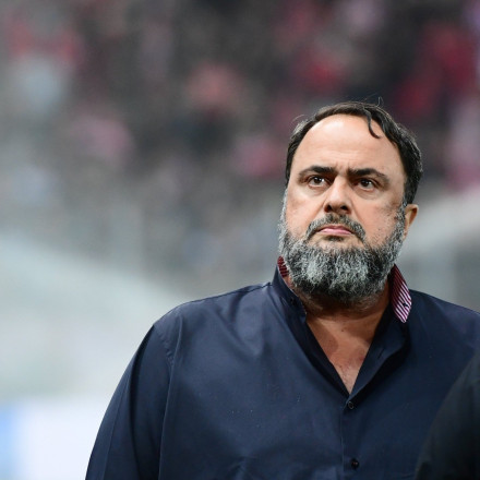 Πρόταση μομφής εναντίον του Βαγγέλη Μαρινάκη!